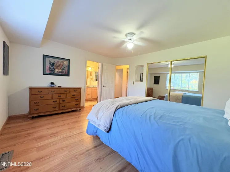 220 Mia, Sparks, Nevada 89436, 3 Bedrooms Bedrooms, ,2 BathroomsBathrooms,Residential,Residential,Mia,0,260008217