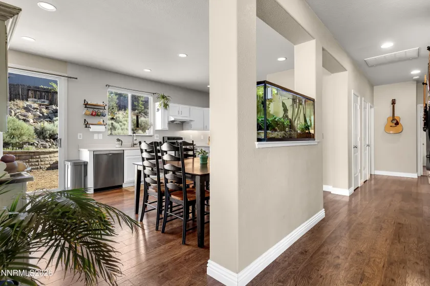 3382 Snake River, Reno, Nevada 89503, 3 Bedrooms Bedrooms, ,2 BathroomsBathrooms,Residential,Residential,Snake River,0,260008220