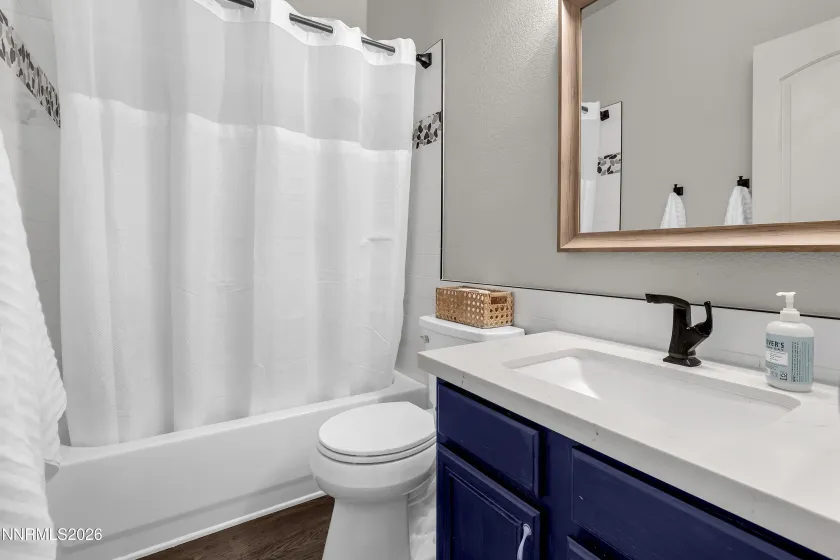 3382 Snake River, Reno, Nevada 89503, 3 Bedrooms Bedrooms, ,2 BathroomsBathrooms,Residential,Residential,Snake River,0,260008220