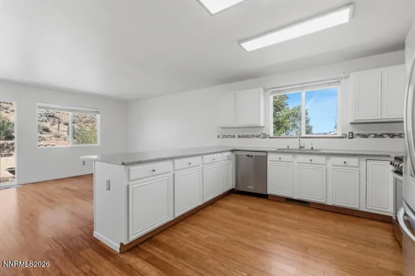 4043 Kings Row, Reno, Nevada 89503, 3 Bedrooms Bedrooms, ,2 BathroomsBathrooms,Residential,Residential,Kings Row,0,260008221