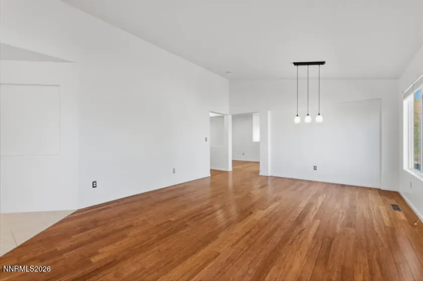 4043 Kings Row, Reno, Nevada 89503, 3 Bedrooms Bedrooms, ,2 BathroomsBathrooms,Residential,Residential,Kings Row,0,260008221