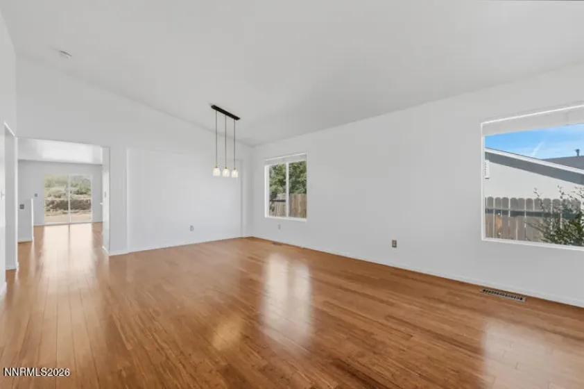 4043 Kings Row, Reno, Nevada 89503, 3 Bedrooms Bedrooms, ,2 BathroomsBathrooms,Residential,Residential,Kings Row,0,260008221