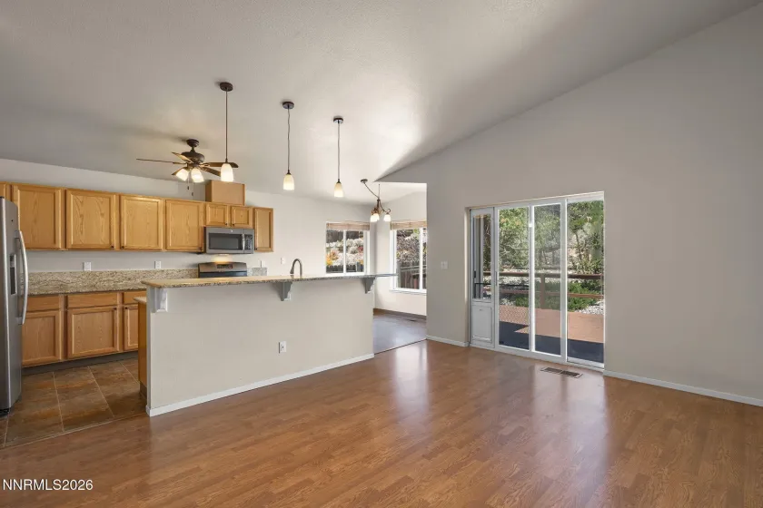 889 University Park, Reno, Nevada 89512, 4 Bedrooms Bedrooms, ,2 BathroomsBathrooms,Residential,Residential,University Park,0,260008222