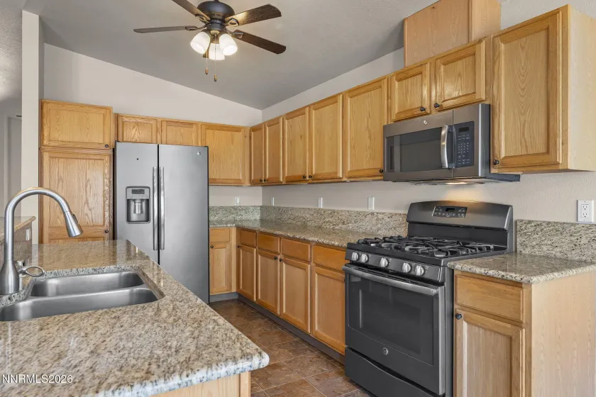 889 University Park, Reno, Nevada 89512, 4 Bedrooms Bedrooms, ,2 BathroomsBathrooms,Residential,Residential,University Park,0,260008222