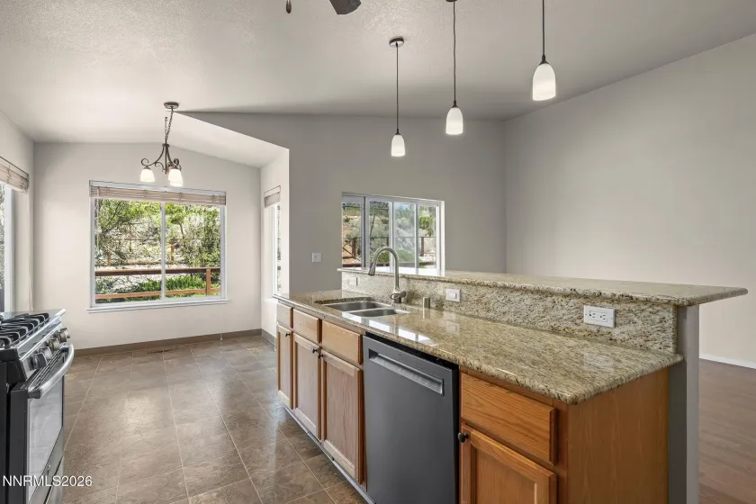 889 University Park, Reno, Nevada 89512, 4 Bedrooms Bedrooms, ,2 BathroomsBathrooms,Residential,Residential,University Park,0,260008222
