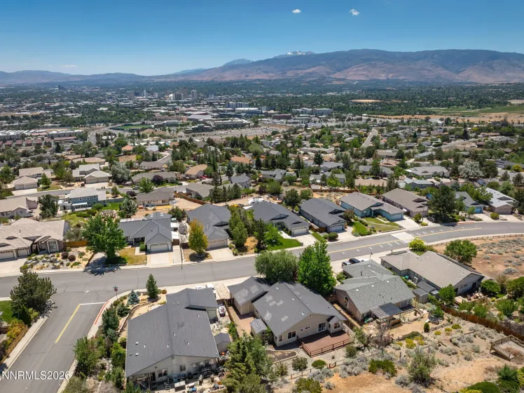 889 University Park, Reno, Nevada 89512, 4 Bedrooms Bedrooms, ,2 BathroomsBathrooms,Residential,Residential,University Park,0,260008222