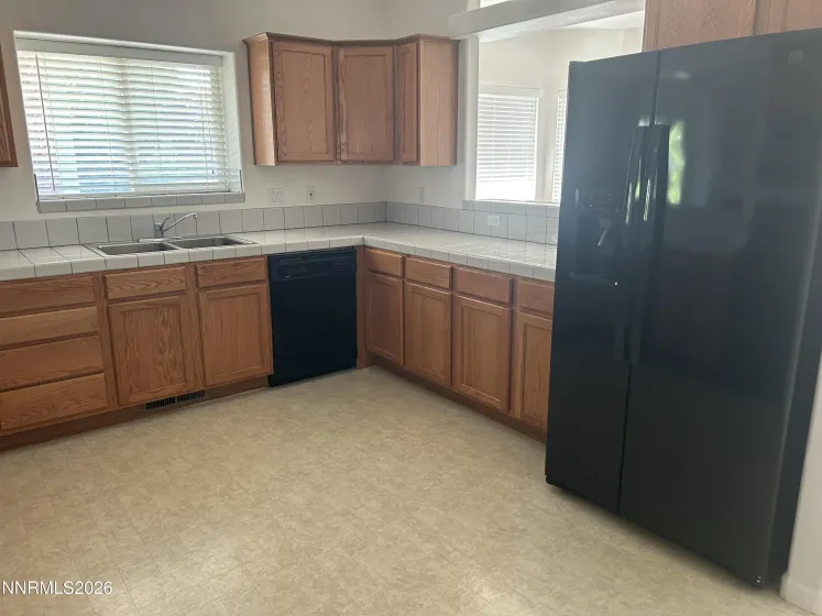 15 Caterpillar, Sparks, Nevada 89441, 4 Bedrooms Bedrooms, ,2 BathroomsBathrooms,Residential,Residential,Caterpillar,0,260008223
