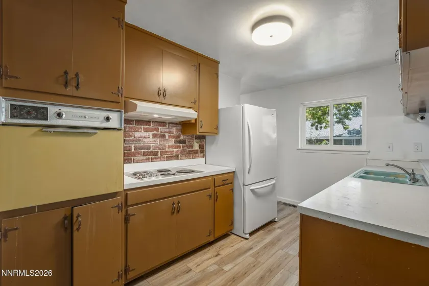 1310 Earl, Reno, Nevada 89503, 3 Bedrooms Bedrooms, ,2 BathroomsBathrooms,Residential,Residential,Earl,0,260008225