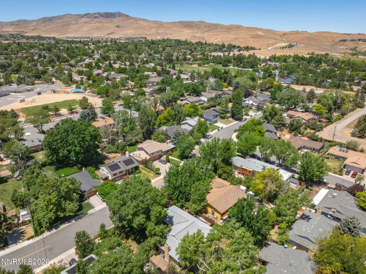 1310 Earl, Reno, Nevada 89503, 3 Bedrooms Bedrooms, ,2 BathroomsBathrooms,Residential,Residential,Earl,0,260008225