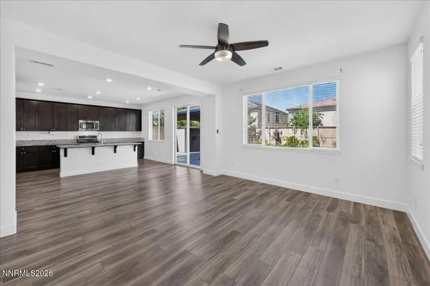 9727 Quartette, Reno, Nevada 89521, 3 Bedrooms Bedrooms, ,3 BathroomsBathrooms,Residential,Residential,Quartette,0,260008226