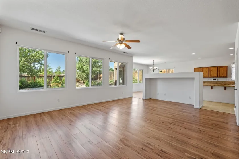 535 Sun Mesa, Sun Valley, Nevada 89433, 3 Bedrooms Bedrooms, ,2 BathroomsBathrooms,Residential,Residential,Sun Mesa,0,260008228