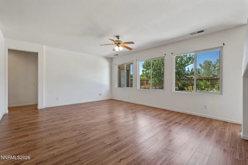 535 Sun Mesa, Sun Valley, Nevada 89433, 3 Bedrooms Bedrooms, ,2 BathroomsBathrooms,Residential,Residential,Sun Mesa,0,260008228
