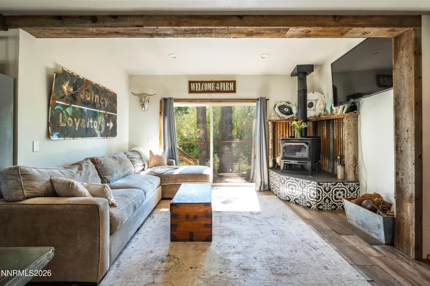 200 Main, Sierraville, California 96126, 5 Bedrooms Bedrooms, ,5 BathroomsBathrooms,Residential,Residential,Main,0,260008230