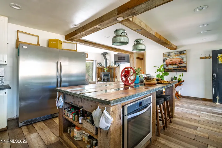 200 Main, Sierraville, California 96126, 5 Bedrooms Bedrooms, ,5 BathroomsBathrooms,Residential,Residential,Main,0,260008230