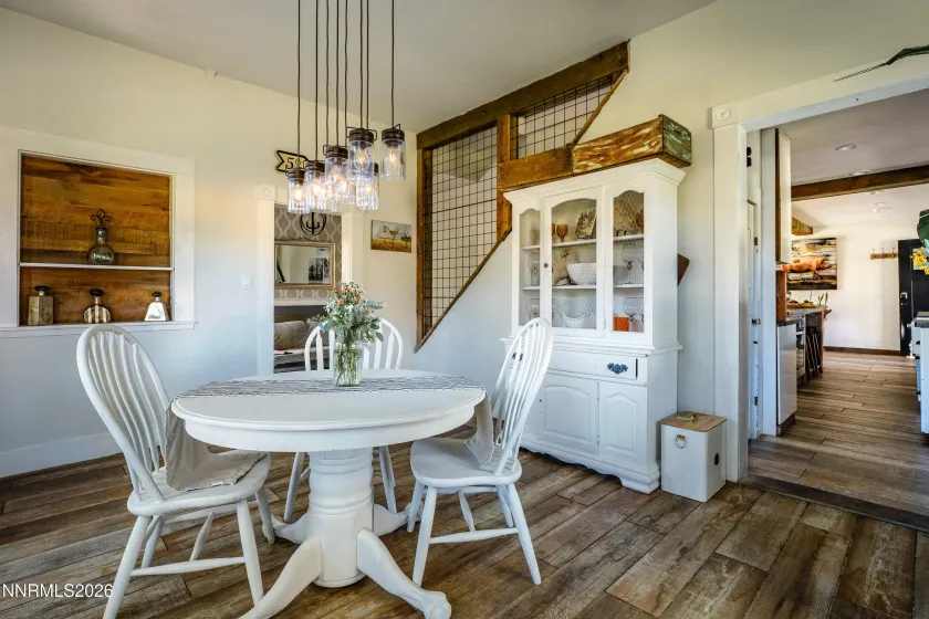 200 Main, Sierraville, California 96126, 5 Bedrooms Bedrooms, ,5 BathroomsBathrooms,Residential,Residential,Main,0,260008230