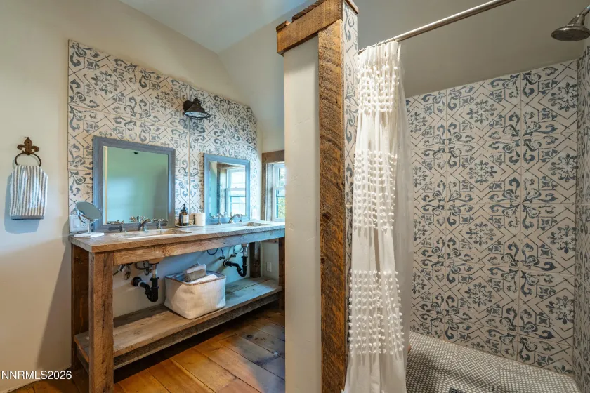 200 Main, Sierraville, California 96126, 5 Bedrooms Bedrooms, ,5 BathroomsBathrooms,Residential,Residential,Main,0,260008230