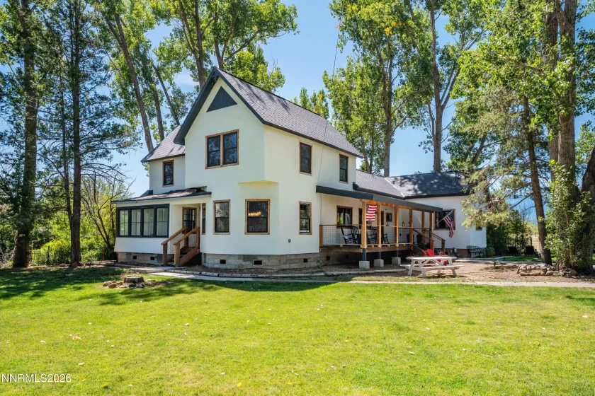 200 Main, Sierraville, California 96126, 5 Bedrooms Bedrooms, ,5 BathroomsBathrooms,Residential,Residential,Main,0,260008230