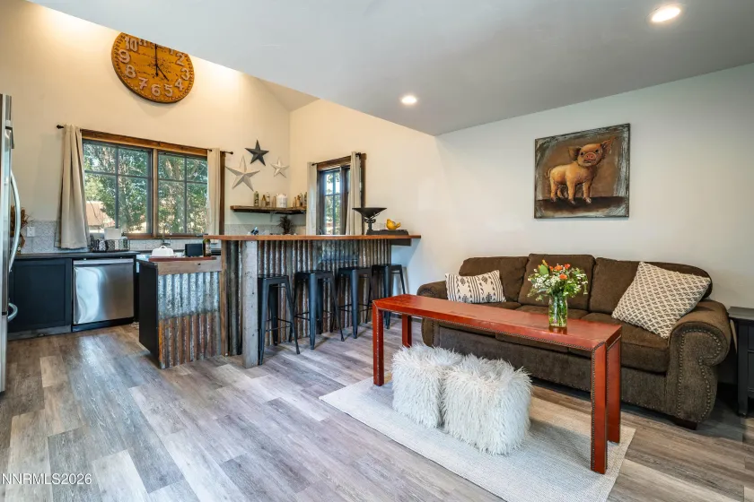 200 Main, Sierraville, California 96126, 5 Bedrooms Bedrooms, ,5 BathroomsBathrooms,Residential,Residential,Main,0,260008230