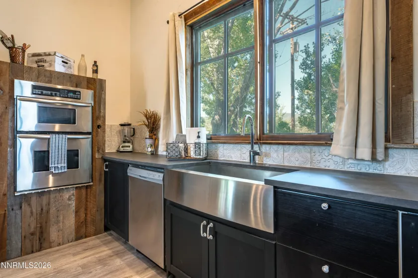 200 Main, Sierraville, California 96126, 5 Bedrooms Bedrooms, ,5 BathroomsBathrooms,Residential,Residential,Main,0,260008230