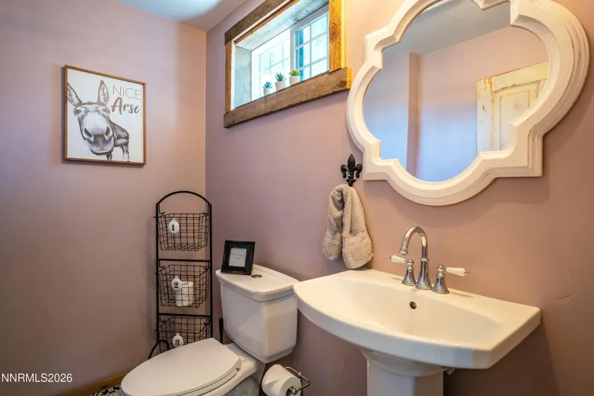 200 Main, Sierraville, California 96126, 5 Bedrooms Bedrooms, ,5 BathroomsBathrooms,Residential,Residential,Main,0,260008230