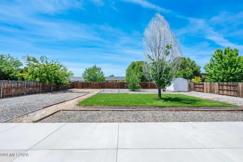 2291 Penguin, Sparks, Nevada 89441, 3 Bedrooms Bedrooms, ,2 BathroomsBathrooms,Residential,Residential,Penguin,0,260008233