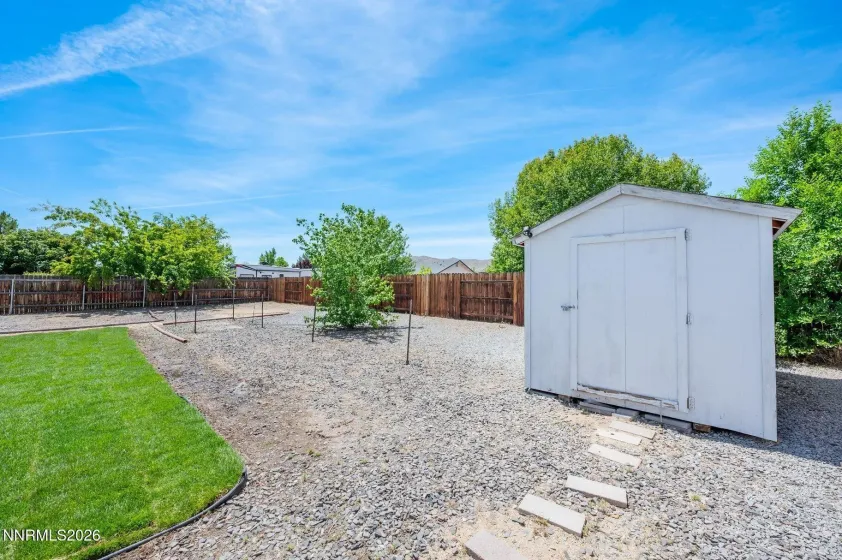 2291 Penguin, Sparks, Nevada 89441, 3 Bedrooms Bedrooms, ,2 BathroomsBathrooms,Residential,Residential,Penguin,0,260008233