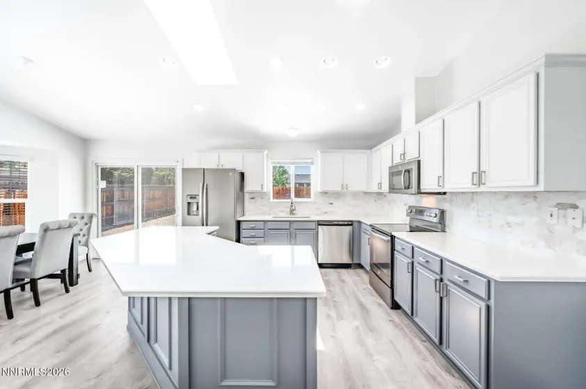 2291 Penguin, Sparks, Nevada 89441, 3 Bedrooms Bedrooms, ,2 BathroomsBathrooms,Residential,Residential,Penguin,0,260008233