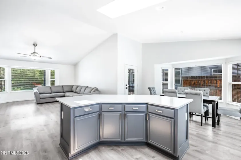 2291 Penguin, Sparks, Nevada 89441, 3 Bedrooms Bedrooms, ,2 BathroomsBathrooms,Residential,Residential,Penguin,0,260008233