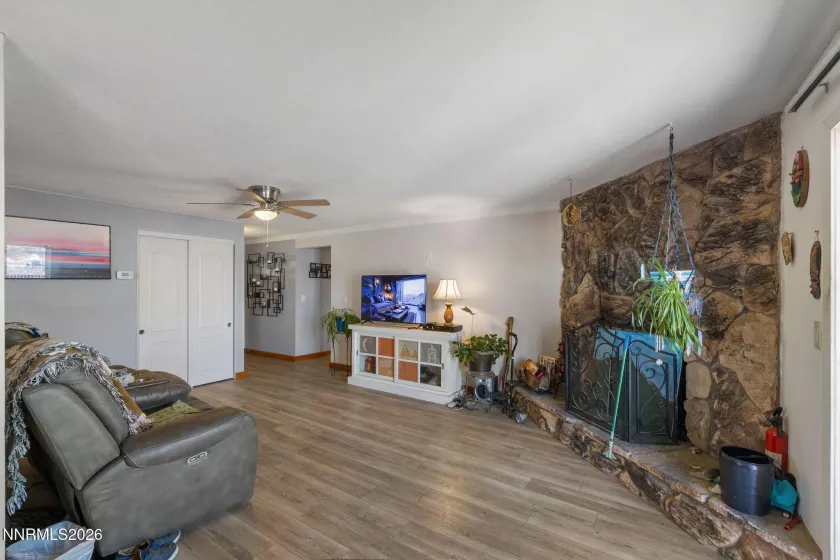2265 Dakota, Reno, Nevada 89506, 3 Bedrooms Bedrooms, ,2 BathroomsBathrooms,Residential,Residential,Dakota,0,260008235