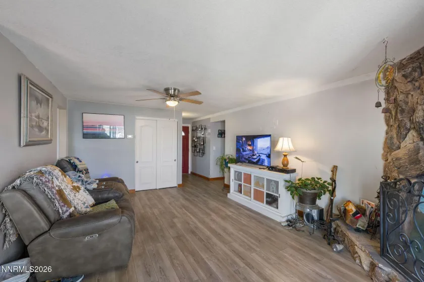 2265 Dakota, Reno, Nevada 89506, 3 Bedrooms Bedrooms, ,2 BathroomsBathrooms,Residential,Residential,Dakota,0,260008235