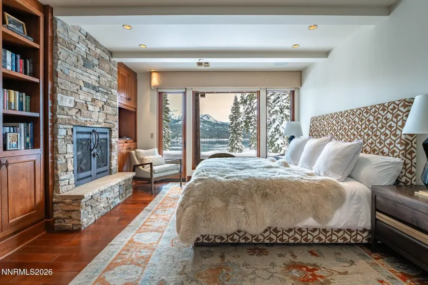 120 NV-28, Crystal Bay, Nevada 89402, 2 Bedrooms Bedrooms, ,3 BathroomsBathrooms,Residential,Residential,NV-28,0,260008236