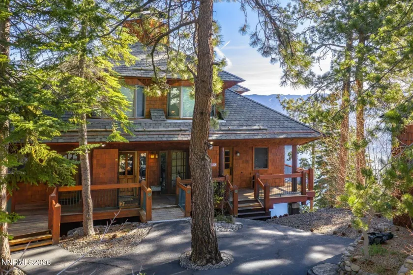 120 NV-28, Crystal Bay, Nevada 89402, 2 Bedrooms Bedrooms, ,3 BathroomsBathrooms,Residential,Residential,NV-28,0,260008236