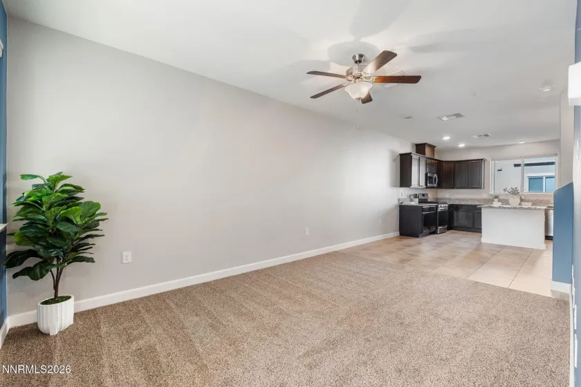 2989 Silver River, Sparks, Nevada 89431, 2 Bedrooms Bedrooms, ,3 BathroomsBathrooms,Residential,Residential,Silver River,0,260008238