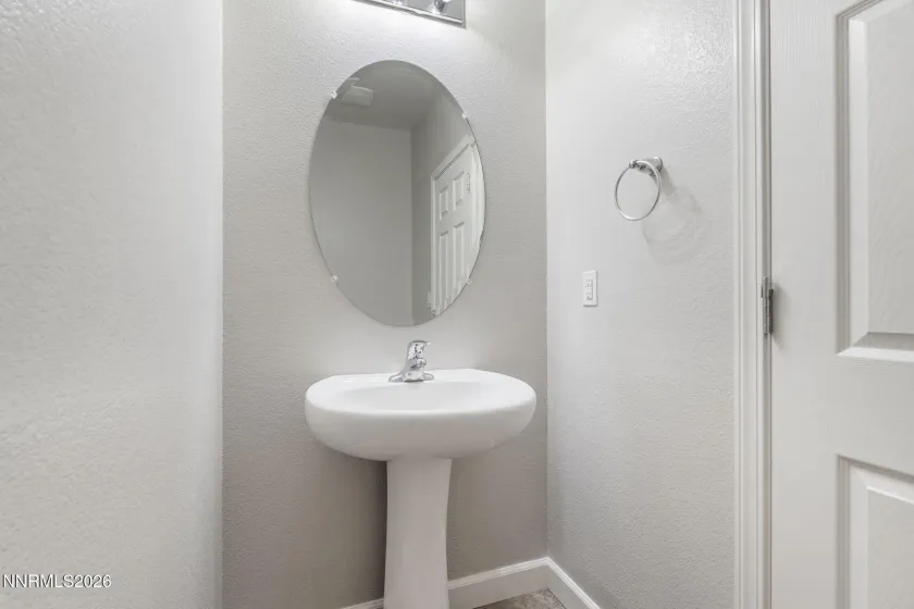 2989 Silver River, Sparks, Nevada 89431, 2 Bedrooms Bedrooms, ,3 BathroomsBathrooms,Residential,Residential,Silver River,0,260008238