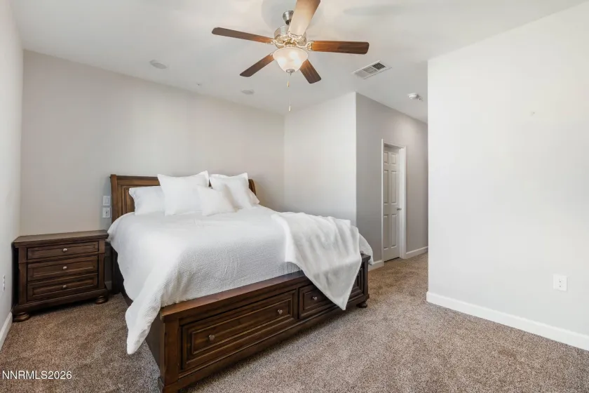 2989 Silver River, Sparks, Nevada 89431, 2 Bedrooms Bedrooms, ,3 BathroomsBathrooms,Residential,Residential,Silver River,0,260008238