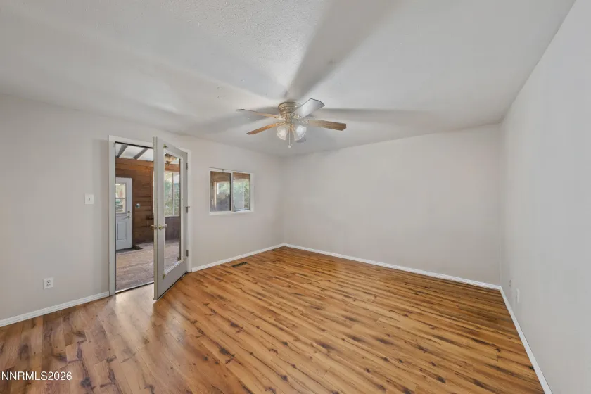 1987 Bonita Vista, Sparks, Nevada 89434, 4 Bedrooms Bedrooms, ,2 BathroomsBathrooms,Residential,Residential,Bonita Vista,0,260008239