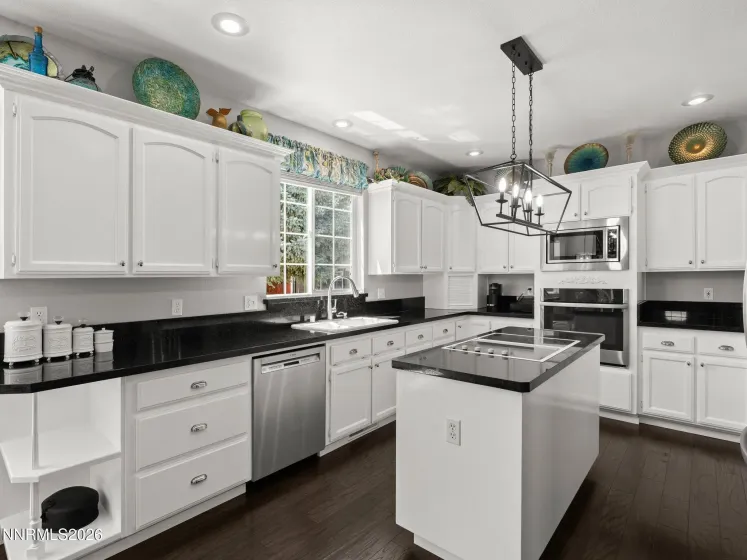 1666 Dogleg, Carson City, Nevada 89701, 4 Bedrooms Bedrooms, ,3 BathroomsBathrooms,Residential,Residential,Dogleg,0,260008240