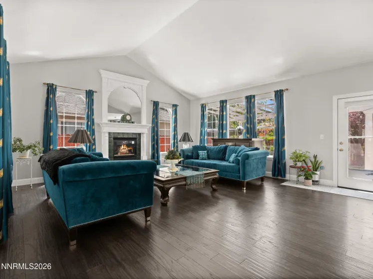 1666 Dogleg, Carson City, Nevada 89701, 4 Bedrooms Bedrooms, ,3 BathroomsBathrooms,Residential,Residential,Dogleg,0,260008240