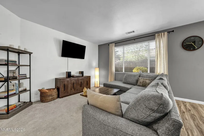 8230 Big River, Reno, Nevada 89506, 2 Bedrooms Bedrooms, ,2 BathroomsBathrooms,Residential,Residential,Big River,0,260008244