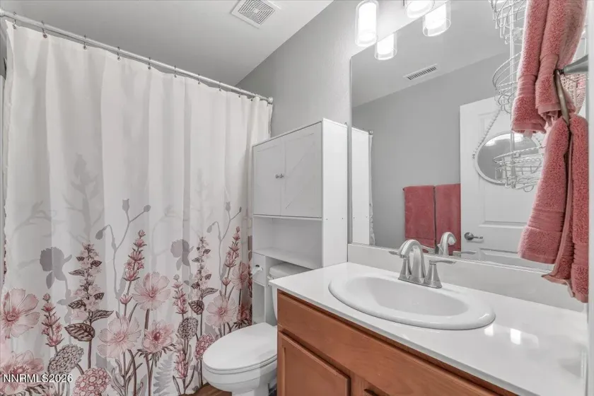 1368 Saltern, Carson City, Nevada 89706, 3 Bedrooms Bedrooms, ,3 BathroomsBathrooms,Residential,Residential,Saltern,0,260008246