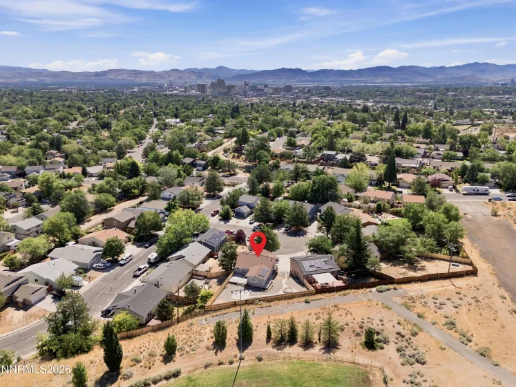 1055 Tudor, Reno, Nevada 89503, 4 Bedrooms Bedrooms, ,3 BathroomsBathrooms,Residential,Residential,Tudor,0,260008247