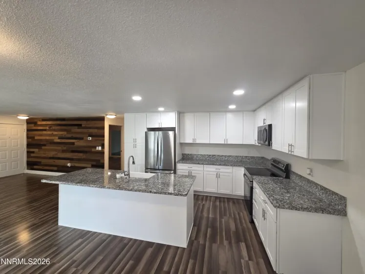 1055 Tudor, Reno, Nevada 89503, 4 Bedrooms Bedrooms, ,3 BathroomsBathrooms,Residential,Residential,Tudor,0,260008247