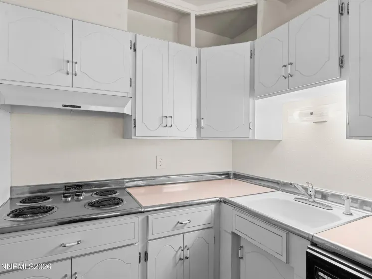 1940 4th, Sparks, Nevada 89431, 2 Bedrooms Bedrooms, ,1 BathroomBathrooms,Residential,Residential,4th,0,260008248