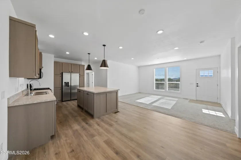 10 Grosh, Dayton, Nevada 89403, 3 Bedrooms Bedrooms, ,2 BathroomsBathrooms,Residential,Residential,Grosh,0,260008250