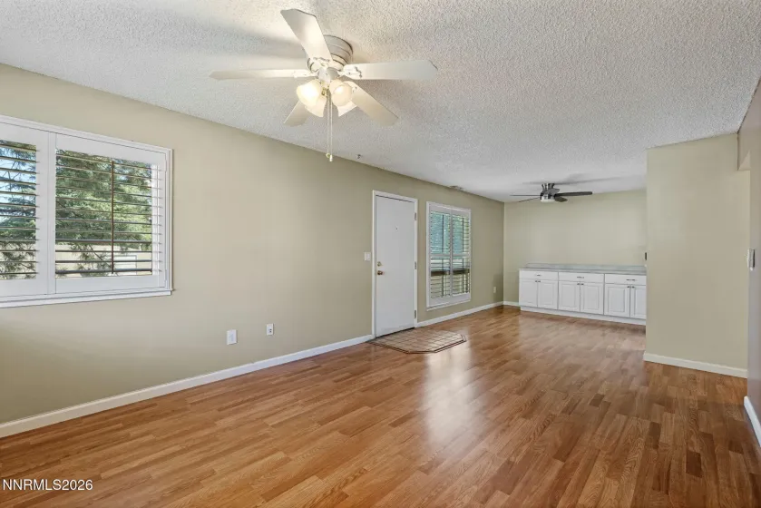 785 Kingston, Reno, Nevada 89511, 2 Bedrooms Bedrooms, ,2 BathroomsBathrooms,Residential,Residential,Kingston,0,260008252