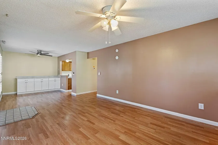 785 Kingston, Reno, Nevada 89511, 2 Bedrooms Bedrooms, ,2 BathroomsBathrooms,Residential,Residential,Kingston,0,260008252