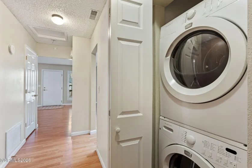 785 Kingston, Reno, Nevada 89511, 2 Bedrooms Bedrooms, ,2 BathroomsBathrooms,Residential,Residential,Kingston,0,260008252