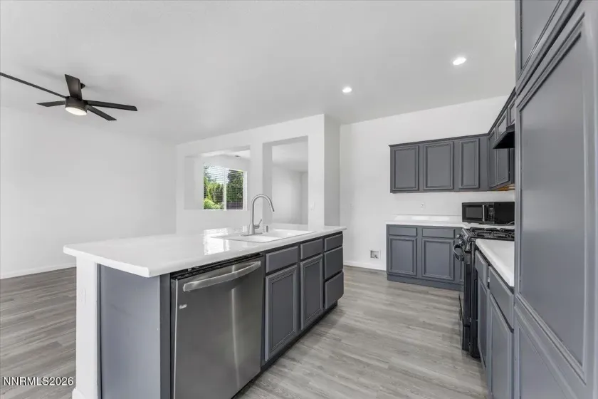 1196 Glendora, Sparks, Nevada 89436, 4 Bedrooms Bedrooms, ,2 BathroomsBathrooms,Residential,Residential,Glendora,0,260008254