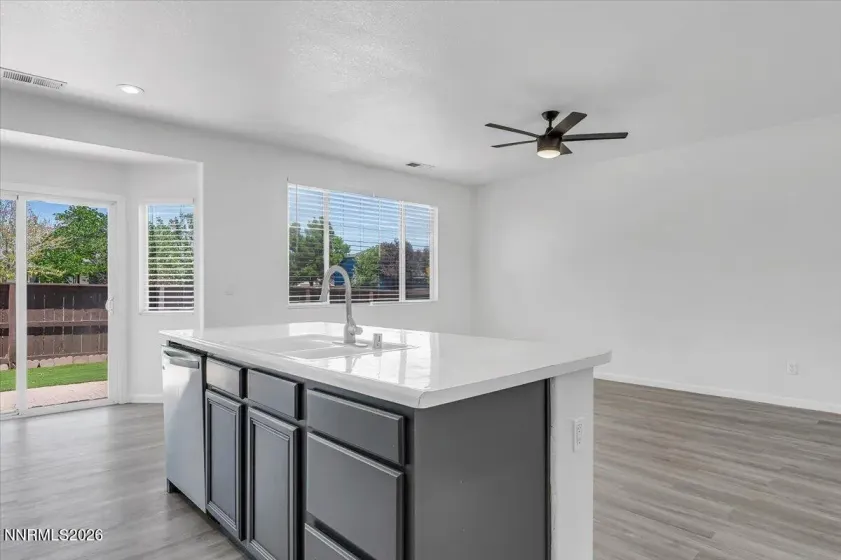 1196 Glendora, Sparks, Nevada 89436, 4 Bedrooms Bedrooms, ,2 BathroomsBathrooms,Residential,Residential,Glendora,0,260008254
