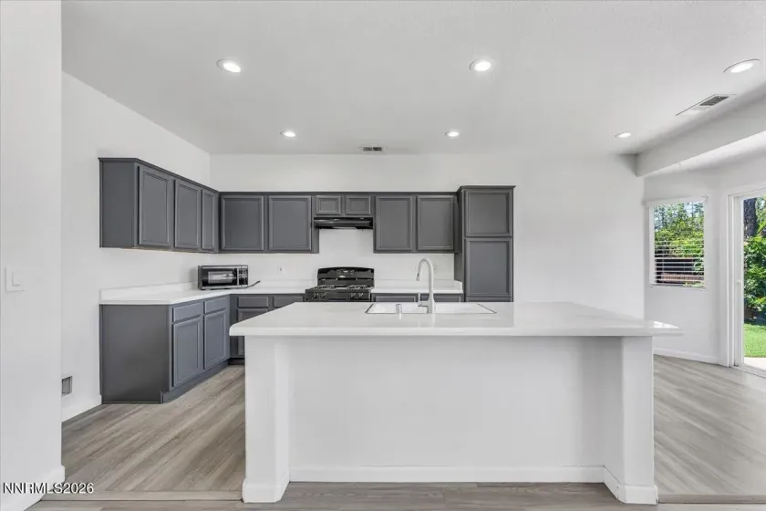 1196 Glendora, Sparks, Nevada 89436, 4 Bedrooms Bedrooms, ,2 BathroomsBathrooms,Residential,Residential,Glendora,0,260008254